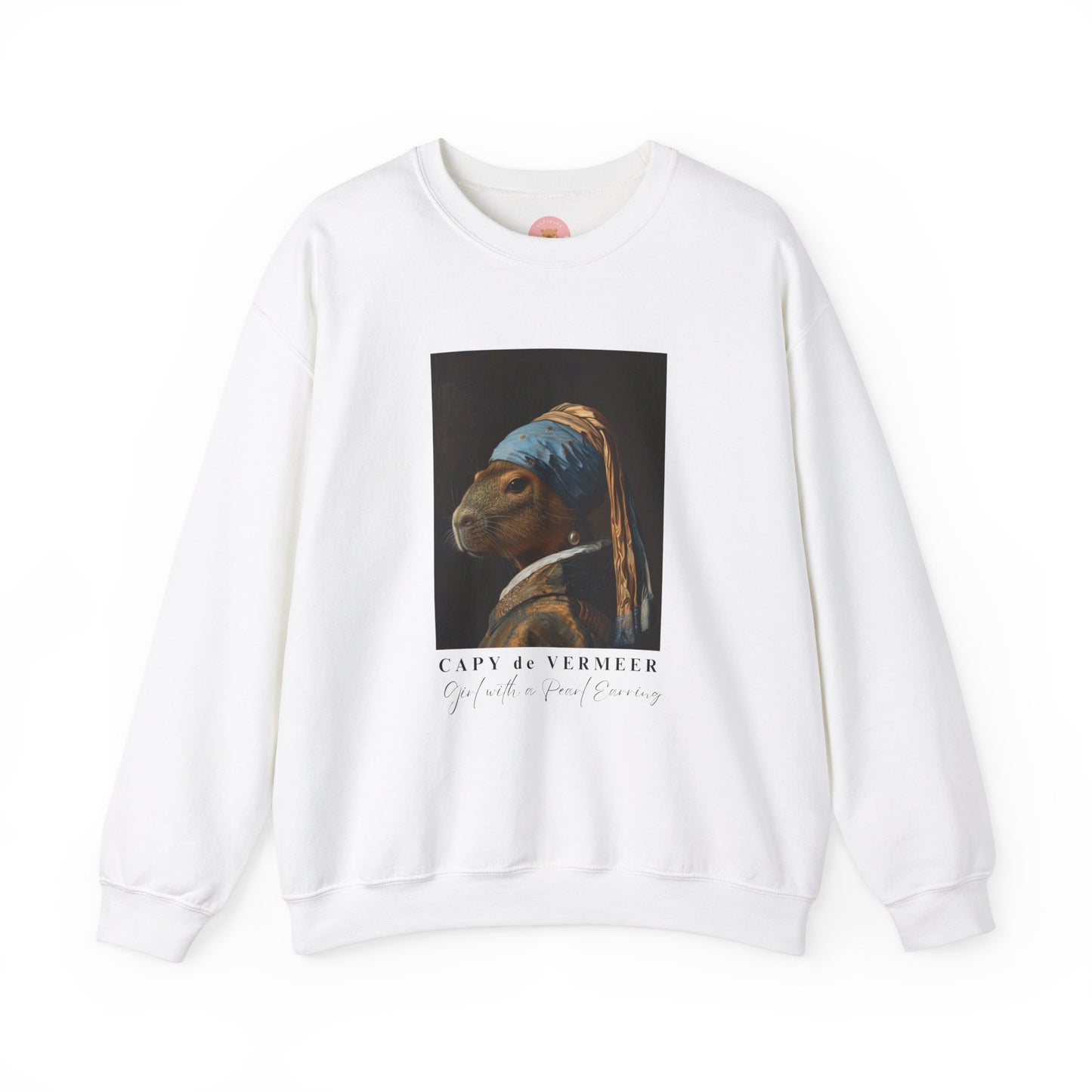 Capy de Vermeer Capybara sweatshirt features a painting inspired by VERMEER's famous painting - A Girl With A Pearl Earring. It's a fun twist for capybara lovers and art enthusiasts, giving off a whimsical and artistic vibe. Perfect for those who appreciate unique and creative designs, this sweatshirt is relevant for art lovers, animal enthusiasts, and those looking for a quirky addition to their wardrobe. Ideal for gifting during birthdays, Christmas, or any special occasion.